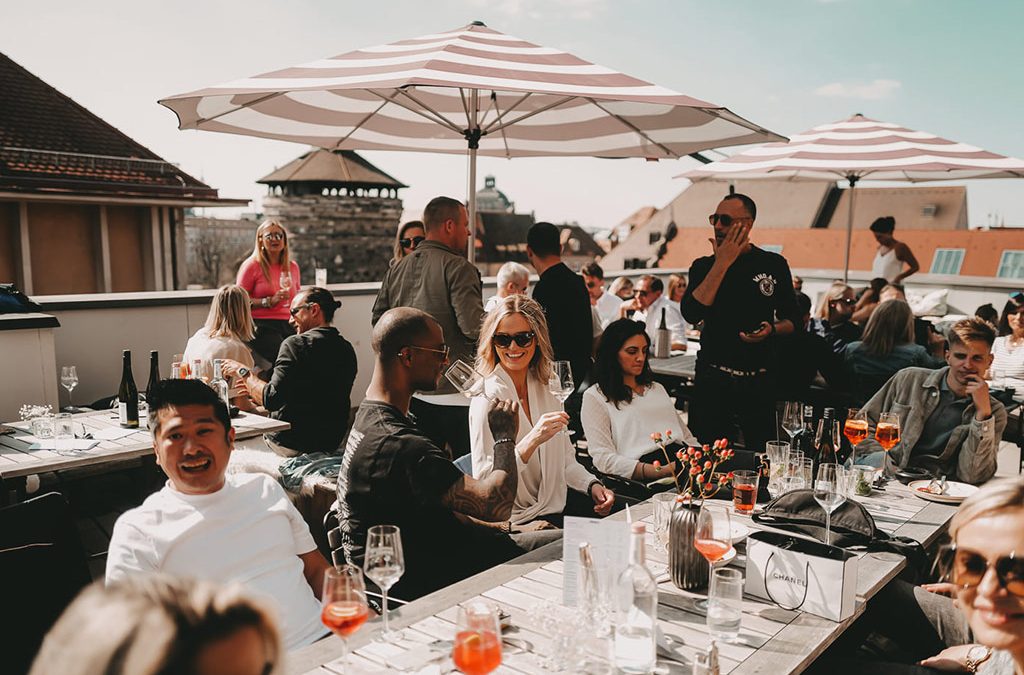 electronic rooftop brunch